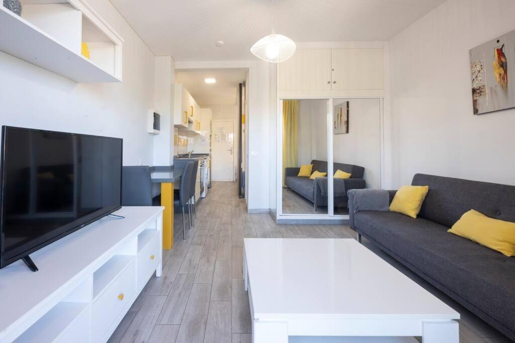 Apartment With Balcony And Swimming Pool Puerto de la Cruz  Buitenkant foto
